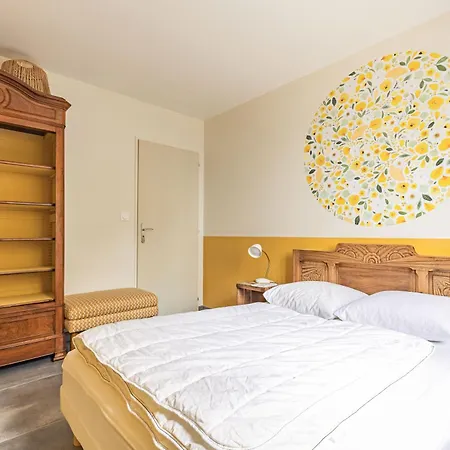 Charmante Maison Et Foret *