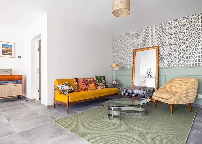 Charmante Maison Et Foret *